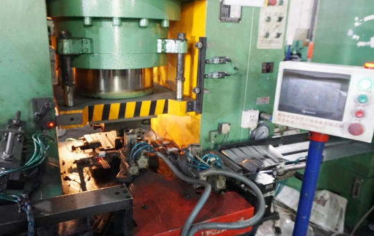 Automatic Feeder Technology Leaders Automatic Feeder Technology Leaders