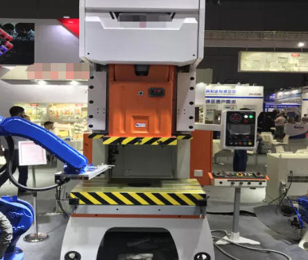 The Ultimate Guide To Choosing A 40 Ton Punch Press for Your Business.jpg