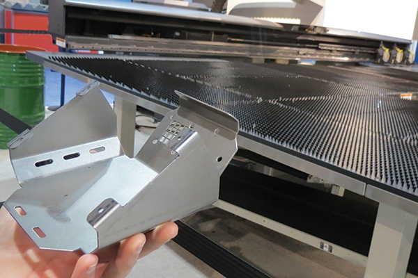 when the punch press 3200 says die