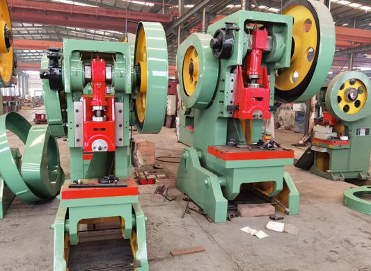 Top Considerations When Choosing A 100 Ton Punch Press for Your Factory Top Considerations When Choosing A 100 Ton Punch Press for Your Factory