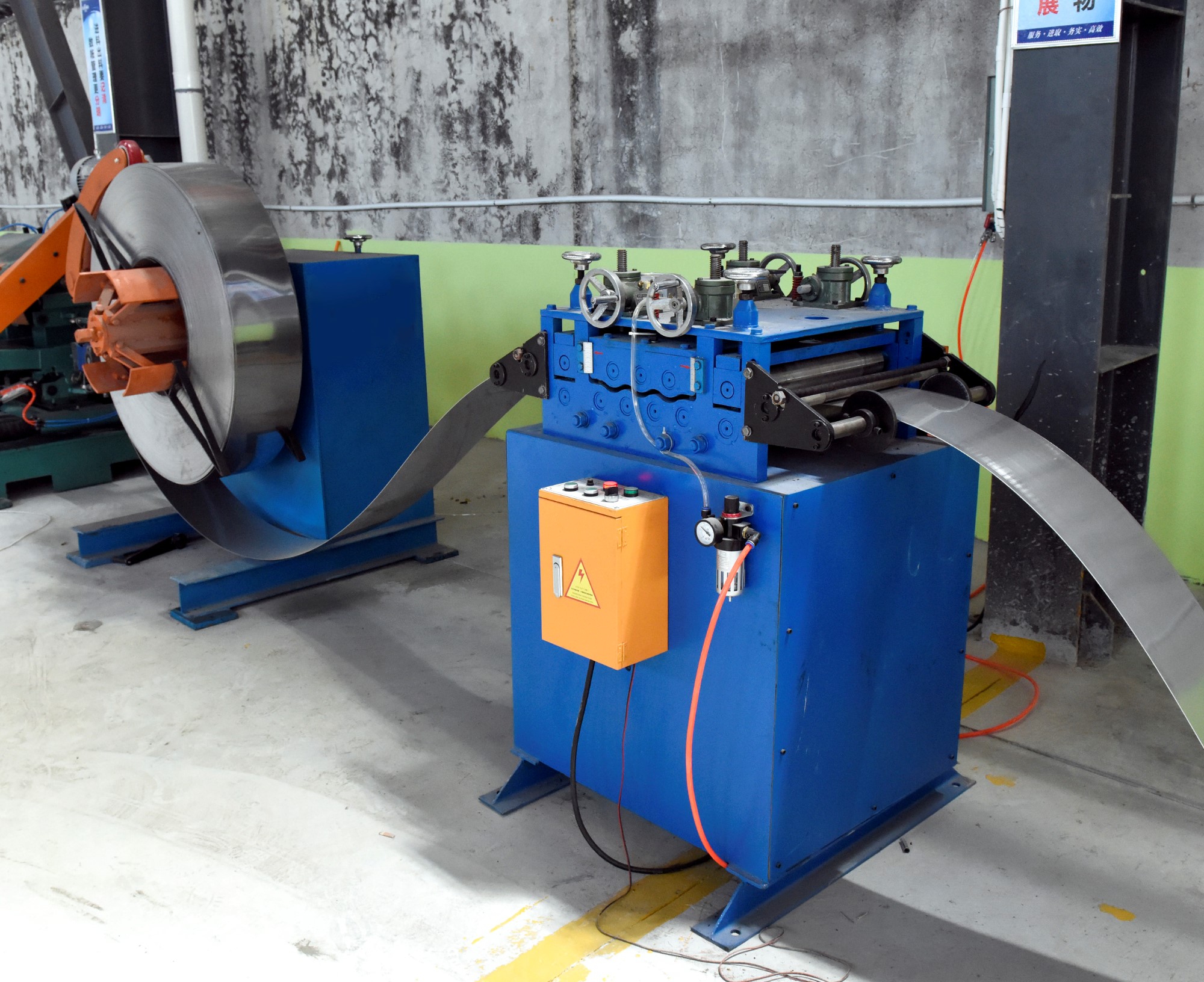 Metal Leveling Machinery Straightener