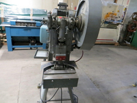 //ilrorwxhlpkmlm5m.ldycdn.com/cloud/ljbpikmnlosrjlqpoijnkp/top-100-ton-punch-press-man sản xuất và-suppliers-in-spain.jpg