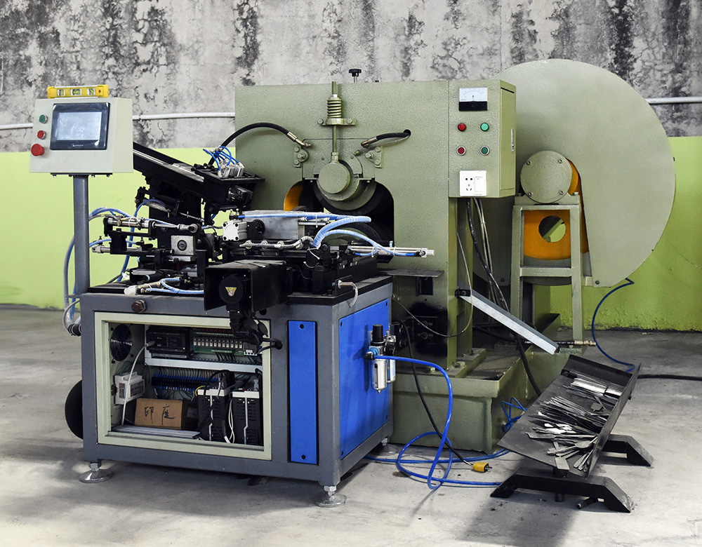 Cutlery Making Machine Rolling Manipulator
