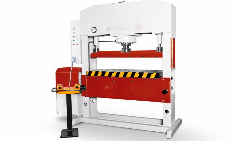 What is a Hydraulic Press and How Does It Work in Cutlery Production