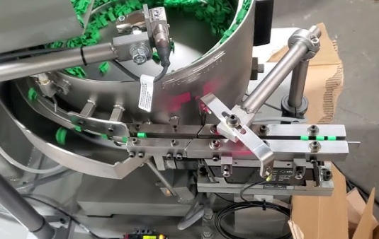 Automatic Feeder System