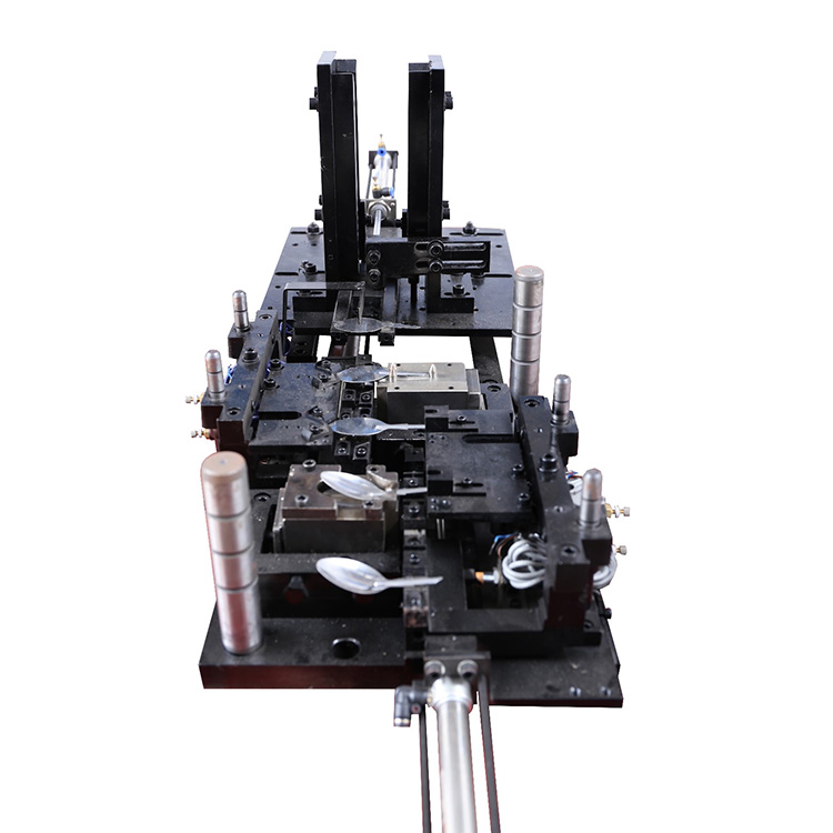 Auto Feeding System For Cutlery Making 2 In 1