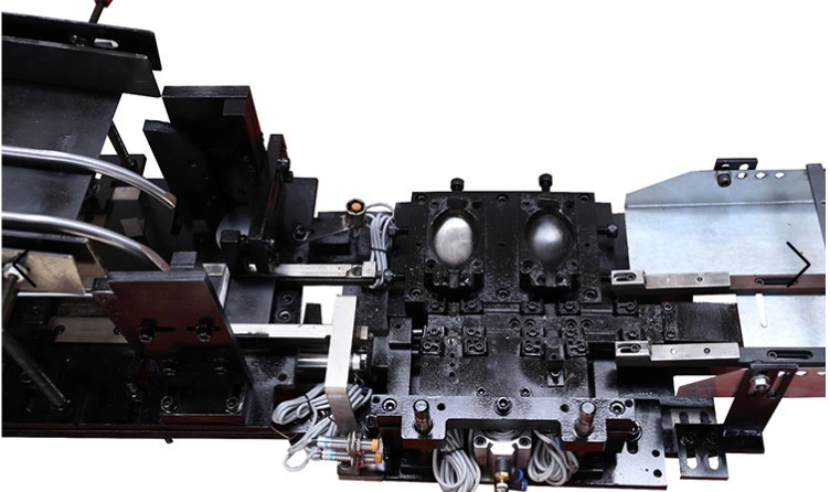 Cutlery Polishing Machine vs Grinding Machine.jpg