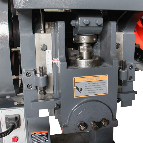 turret punch press amada.jpg
