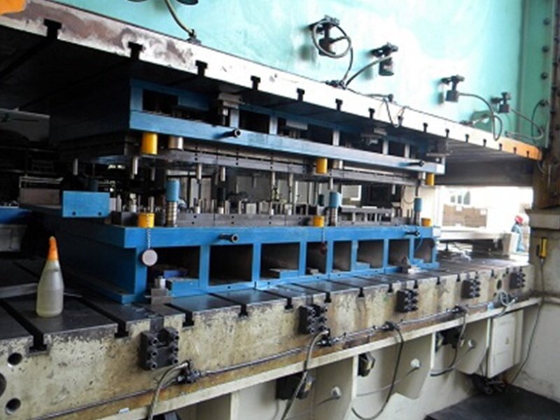 how to set up a punch press