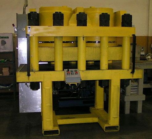 can a hydraulic press break a diamond.jpg