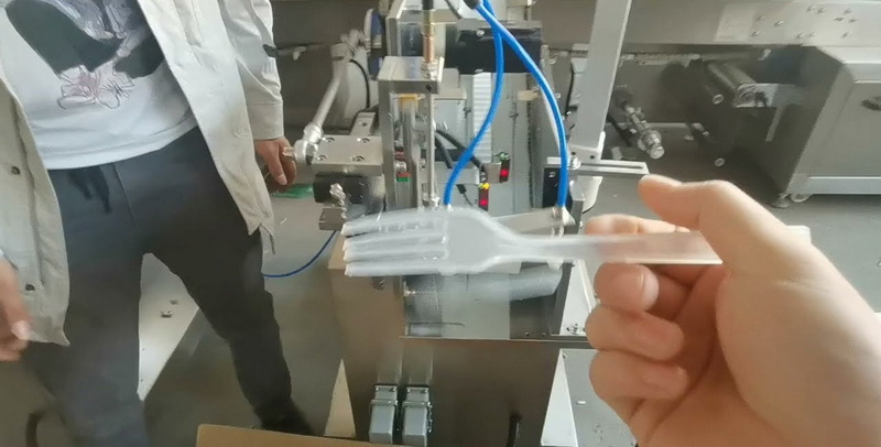 Automatic Feeders for SUS Stainless Steel Cutlery