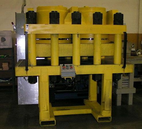 what do you use a hydraulic press for