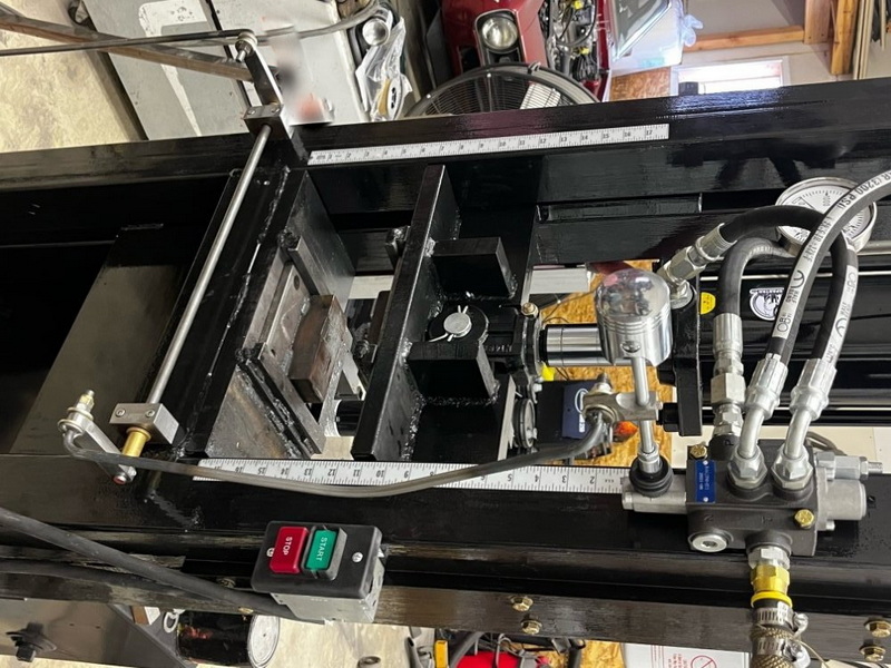 can anything stop a hydraulic press.jpg