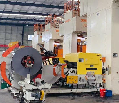 Uncoiler Machines for Kitchenware Manufacturers Why Automation Is Crucial.jpg