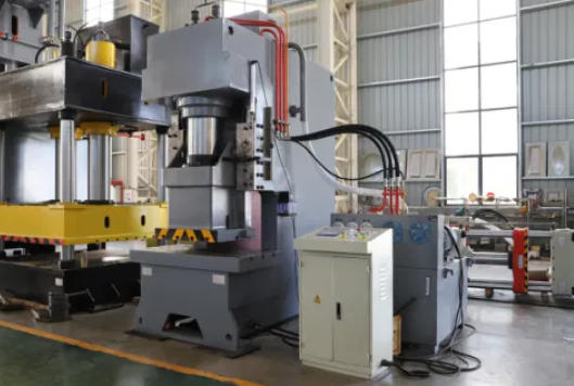 100 Ton Press Operational Speed 100 Ton Press Operational Speed