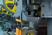 //ilrorwxhlpkmlm5m.ldycdn.com/cloud/lqBpiKmnloSRklkknkmrkq/Rolling-Machine-Vs-Punch-Press-For-Industrial-Production.jpg