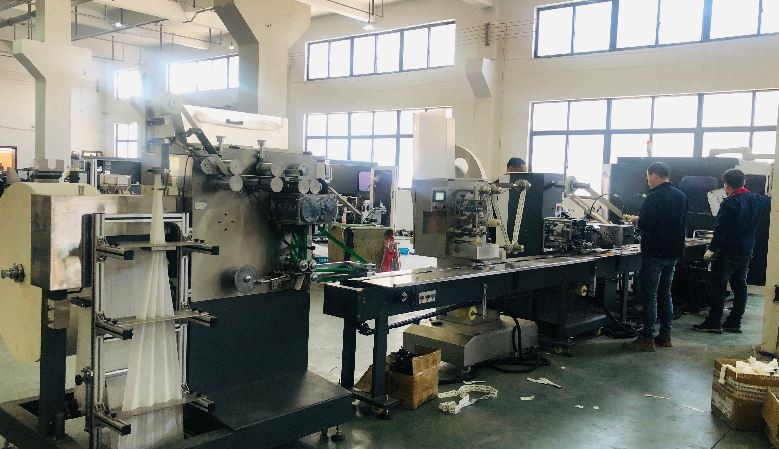 Cutlery Rolling Machine Distributor.jpg